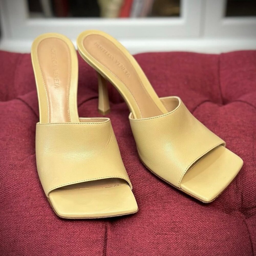 Bottega Veneta Mules- Size 39